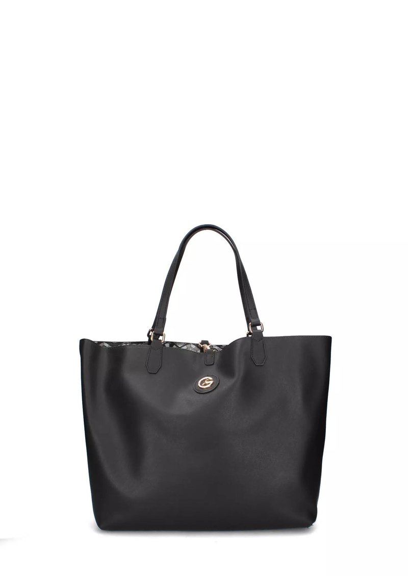 Bolso tote de cuero negro con doble asa, acento de logo en tono dorado y un forro estampado visible en la parte superior. Textura suave, diseño espacioso.
