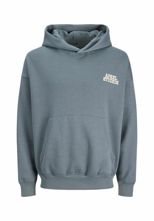 Kapuce džemperis pelēkā teal krāsā. Tam ir priekšējā kabata, ribotas aproces un "APREL STUDIOS" izšūti gaismas bezgala krāsā.