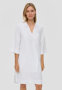 s.Oliver Robe de jour - weiß