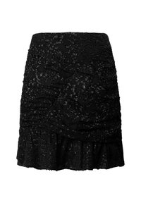 Mini falda negra con tela texturizada, diseño fruncido y dobladillo acampanado. Presenta adornos reflectantes en toda su superficie.