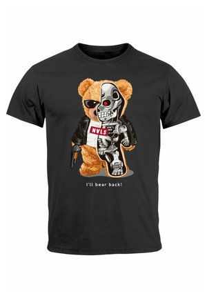 Schwarzes T-Shirt mit einer Grafik eines Teddybären in Sonnenbrille und Lederjacke, teilweise in eine Roboterfigur verwandelt, mit Text darunter.