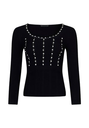 Top nero a maniche lunghe in maglia a coste con scollo a barchetta, decorato con file verticali di piccoli borchietti rotondi argentati sulla parte anteriore.