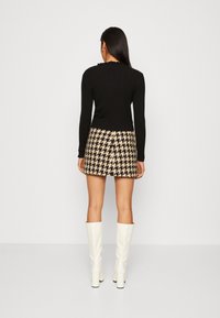 Vero Moda Kofta - black