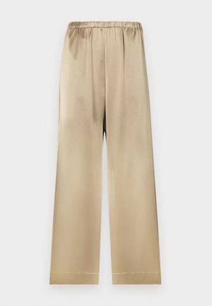 Pantalones anchos de satén beige con cintura elástica, textura suave y corte recto. Presentan un acabado limpio en el dobladillo.