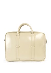 Ruggs in pelle beige con finitura lucida, due manici superiori e chiusura lampo. Presenta un design minimalista con cinghie verticali.