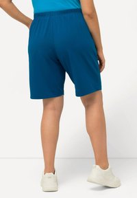 Ulla Popken BERMUDA  - Šortky - classic medium blue