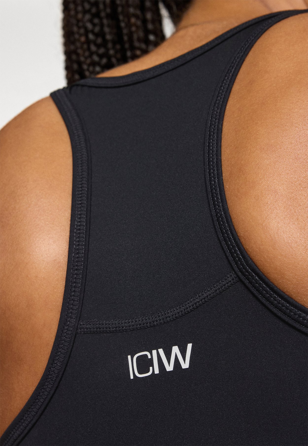 IGNITE CROPPED V NECK TANK