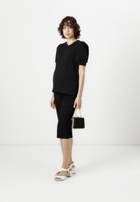 Vero Moda Maternity VMMKERRY O NECK  - Basic póló - black