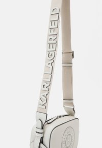 KARL LAGERFELD - Torba na ramię