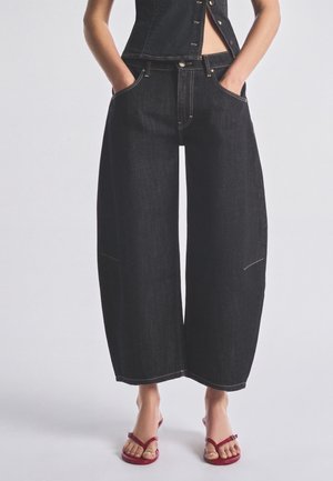 Bershka, CROPPED BARREL - JEANS - Baggy Jeans - royal blue
