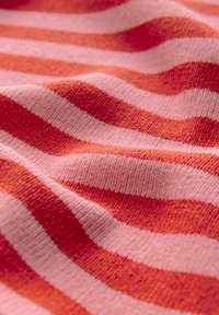 Toppi - red pink