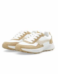 WeiÃŸe und beige Wildledersneaker mit einem strukturierten Muster, ausgestattet mit einem Schnürdesign und einer Gummisohle fÃ¼r Halt.
