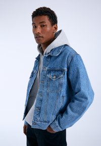 Dr.Denim JOEY TRUCKER JACKET - Spijkerjas - stream sky retro