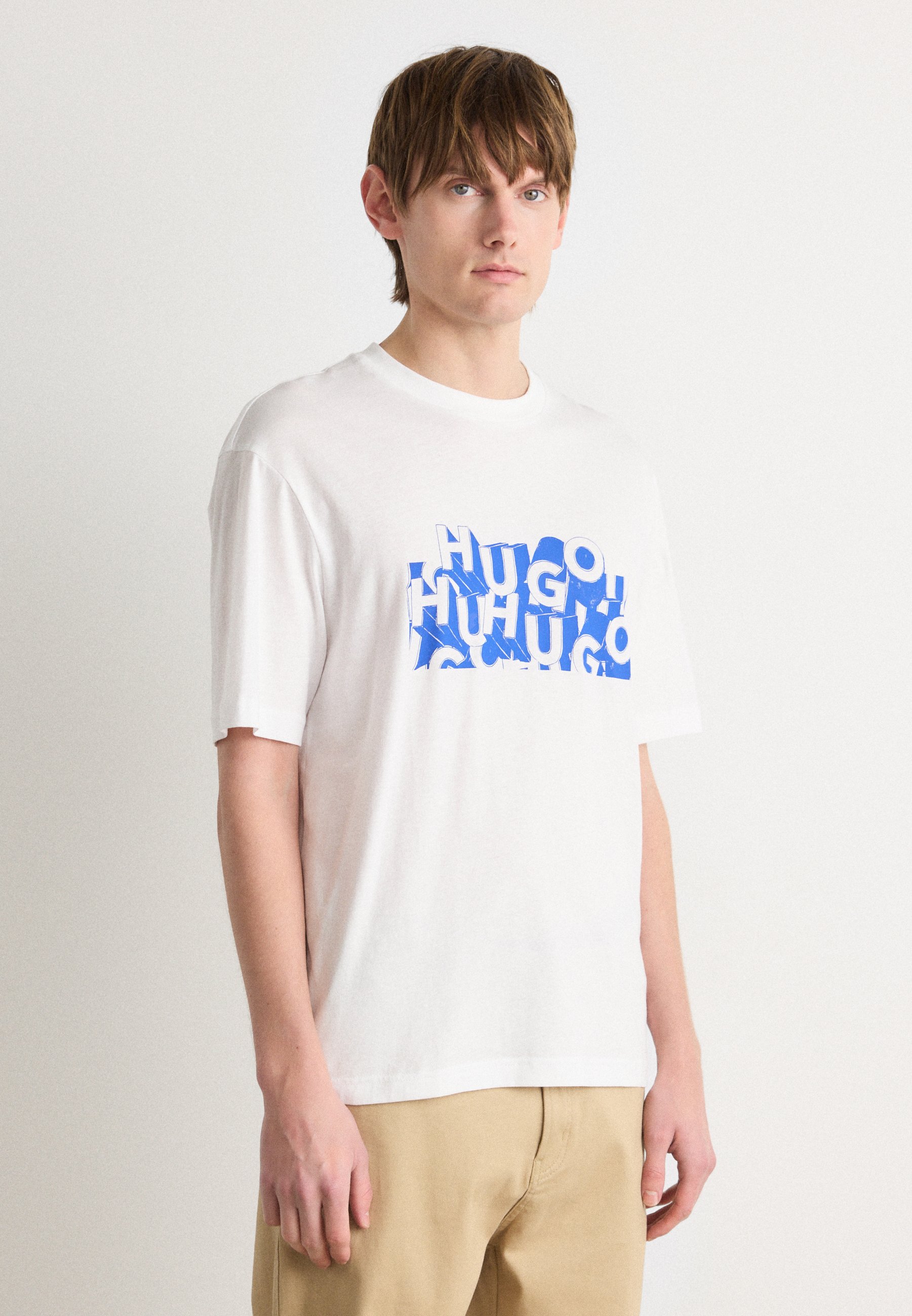 Hugo Nafralo Tシャツ NAFRALO T-shirt with accent print brand HUGO BLUE