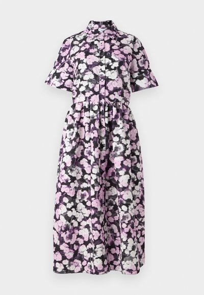 Ziedu midi kleita ar īsām piedurknēm, pogām priekšā, purpursarkanā, melnā un baltā rakstā; viegla auduma; pieguļošs viduklis ar pilnu svārku.