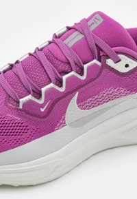 Nike Performance AIR ZOOM PEGASUS 41 PRM - Laufschuh Straße - hot fuchsia/metallic silver/light silver/med fuchsia/photon dust