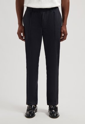 LOGAN EASY PINTUCK - Pantalones deportivos - black