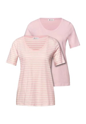 Due T-shirt da donna a maniche corte con scollo a V, una tinta unita rosa chiaro e una rosa chiaro con strisce orizzontali bianche.