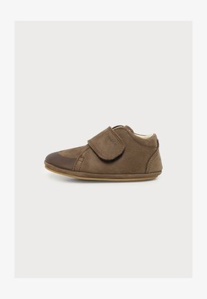 Froddo, BAREFOOT FIRST WALK UNISEX - Obuv pre bábätká - brown