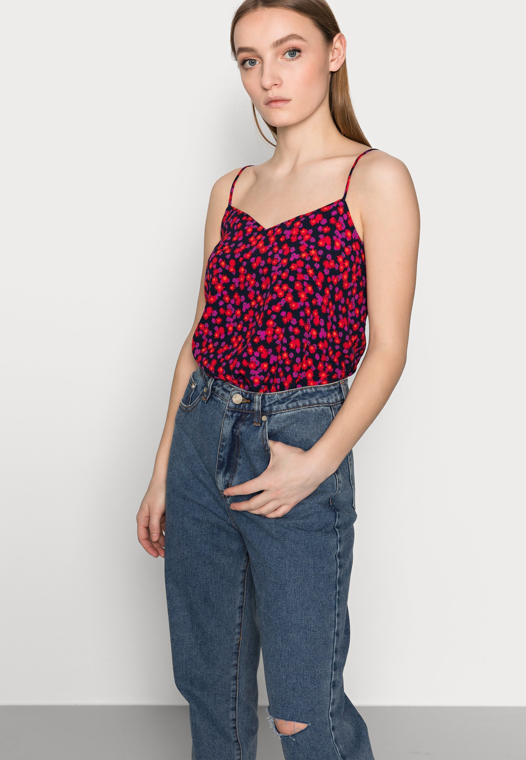 Women WASHED SINGLE THIGH RIOT - Jeans Tapered Fit Women WASHED SINGLE THIGH RIOT - Jeans Tapered Fit