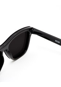 Hawkers ONE VENM HYBRID - Occhiali da sole - black