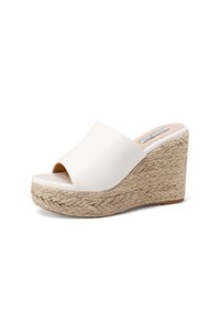 Sandali wedge bianchi con design aperto, realizzati in materiale sintetico liscio. La suola presenta juta intrecciata per texture e contrasto.