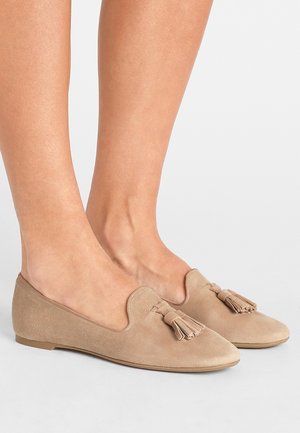 Pretty Ballerinas Loaferit/pistokkaat - sand