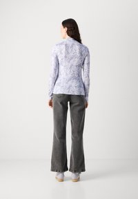 Scotch & Soda ALL OVER PRINTED MOCK NECK LONG SLEEVE - Topper langermet - dancer lavender