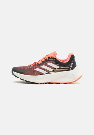 SOULSTRIDE FLOW  - Trail running shoes - core black/crystal white/impact orange