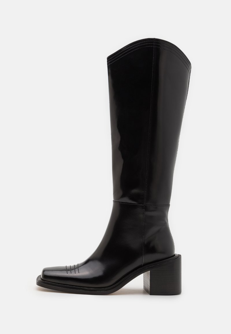 SAMANTA LEATHER BOOTS