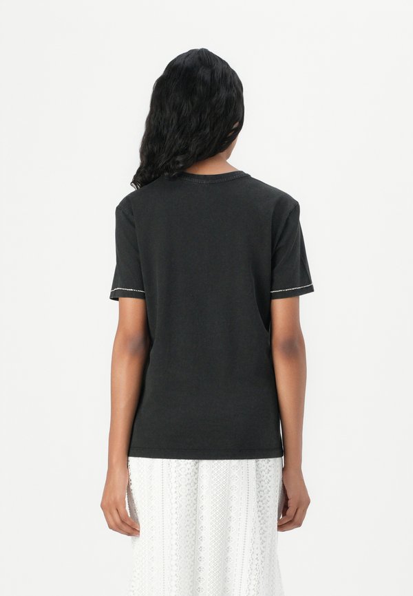 ONLRASSI DETAIL TEE - Basic T-shirt4