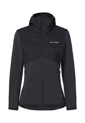 Zwarte softshell jas met capuchon, ritssluiting aan de voorkant, met rits afsluitbare zijzakken en Vaude-logo op de borst en mouw.