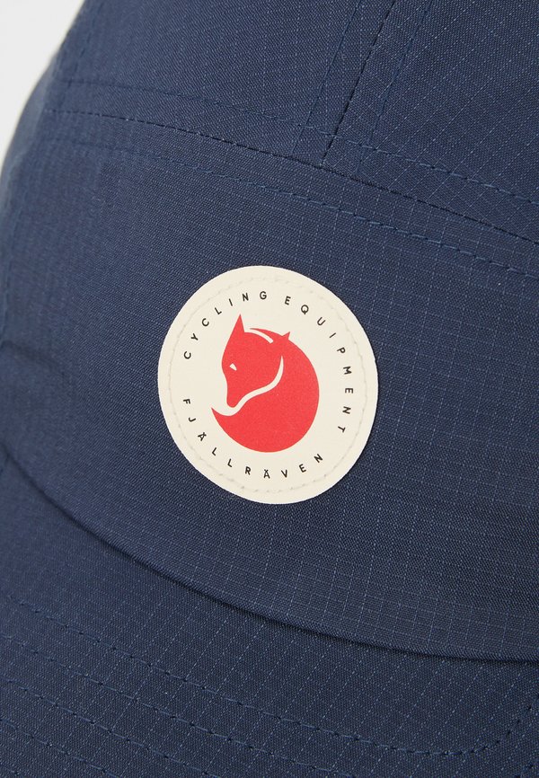 HOJA CAP UNISEX - Cap2