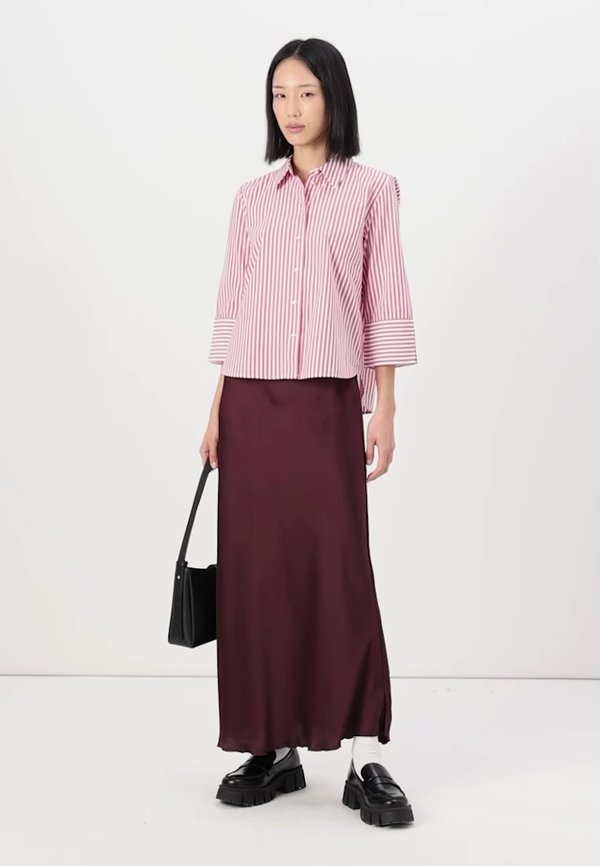 MODERN SHAPE STRIPED - Button-down blouse3