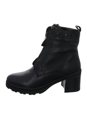 Stivaletti con plateau - black