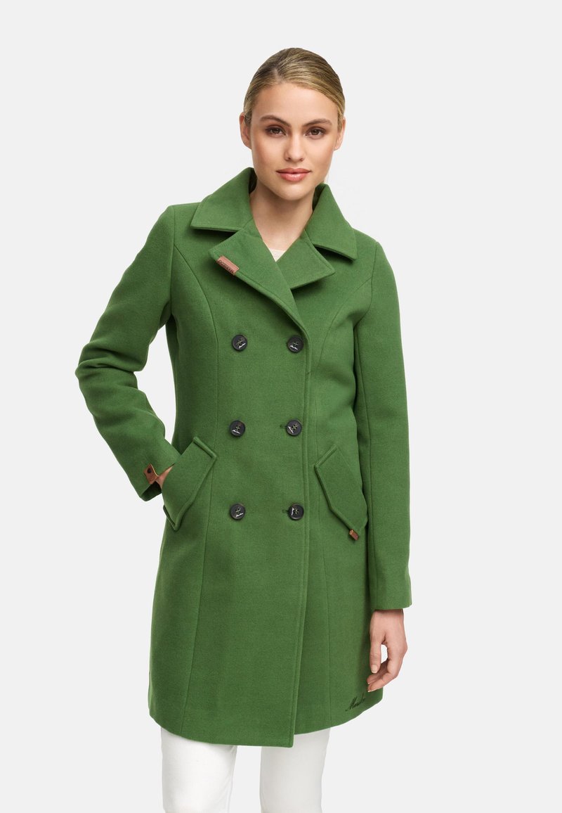 Manteau en laine mélangée vert, avec un design à double boutonnage, de grands boutons noirs, des poches latérales et un col cranté. Fini texturé.