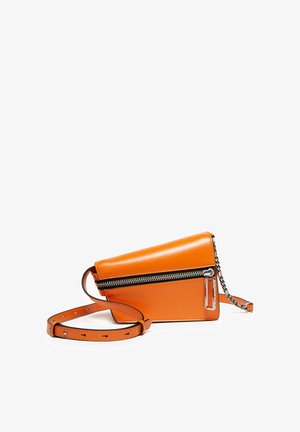 Sisley, ORANGE SMALL ASYMMETRIC BAG - Sac à main - orange