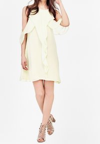 Guess Robe de soirée - yellow