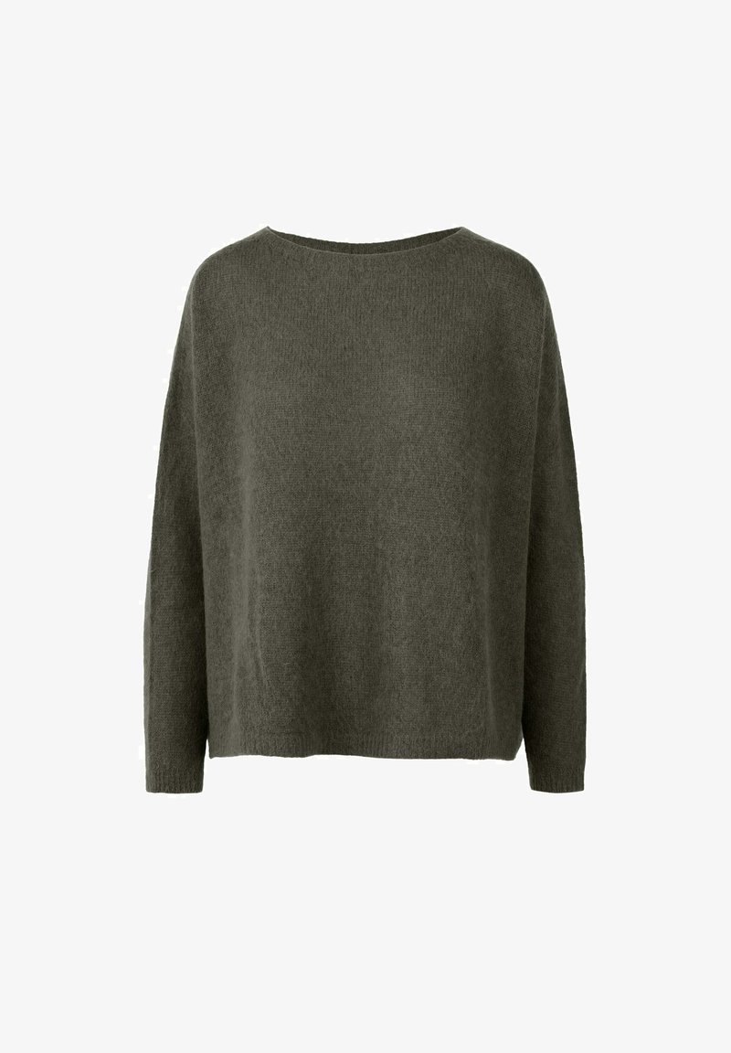 oliwkowy dzianinowy sweter o luźnym kroju, szerokim dekolcie i długich rękawach. Miękka tekstura z bezszwowym wykończeniem i bez widocznych zapięć.