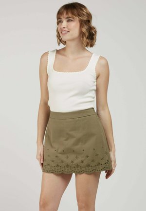 JOANNE - Short - olive