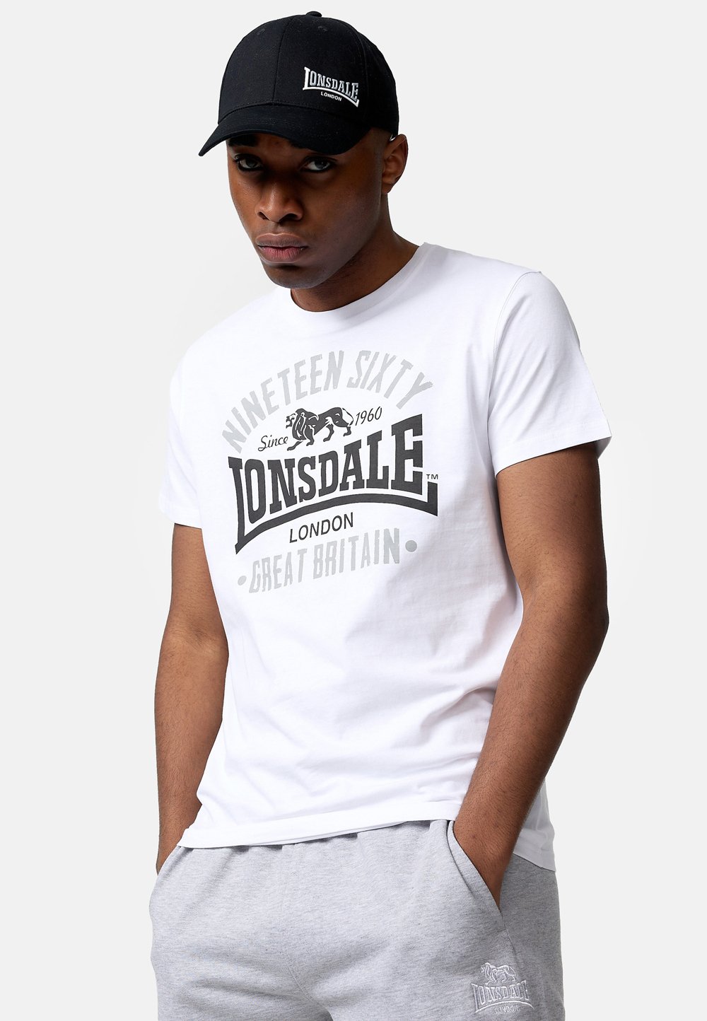 Sweat-shirt LONSDALE en Bleu | ABOUT YOU