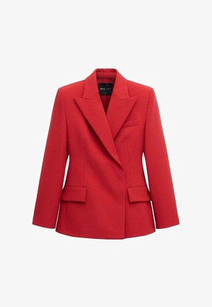 Veste pour femme rouge sur mesure avec larges revers, deux poches à rabat et une poche poitrine passepoilée, devant sans boutons, de MNG Selection.