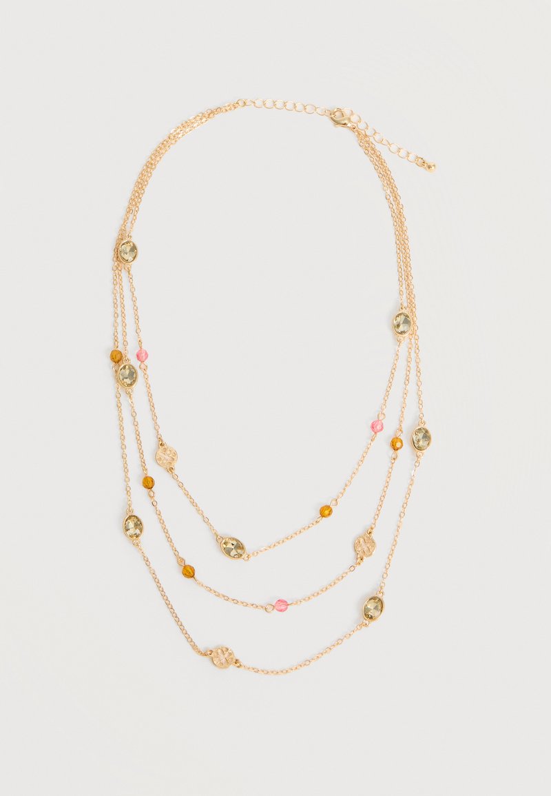 Λεπτό κολιέ με τριπλή αλυσίδα σε χρυσό τόνο, με οβάλ διαυγή πέτρες, μικρές ροζ και κεχριμπαρένιες χάντρες και υφασμένους χρυσούς δίσκους.