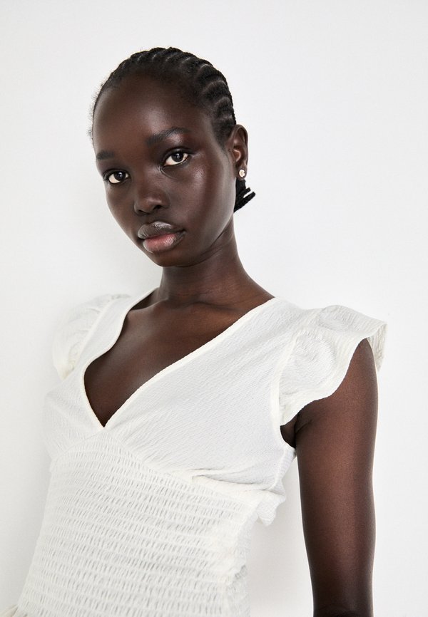 SMOCK FRILL  - Blouse - gardenia4