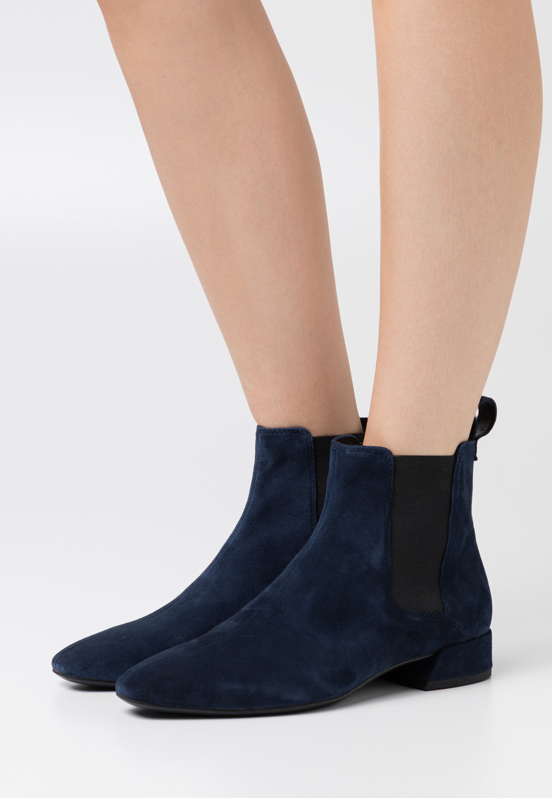 vagabond joyce bootie