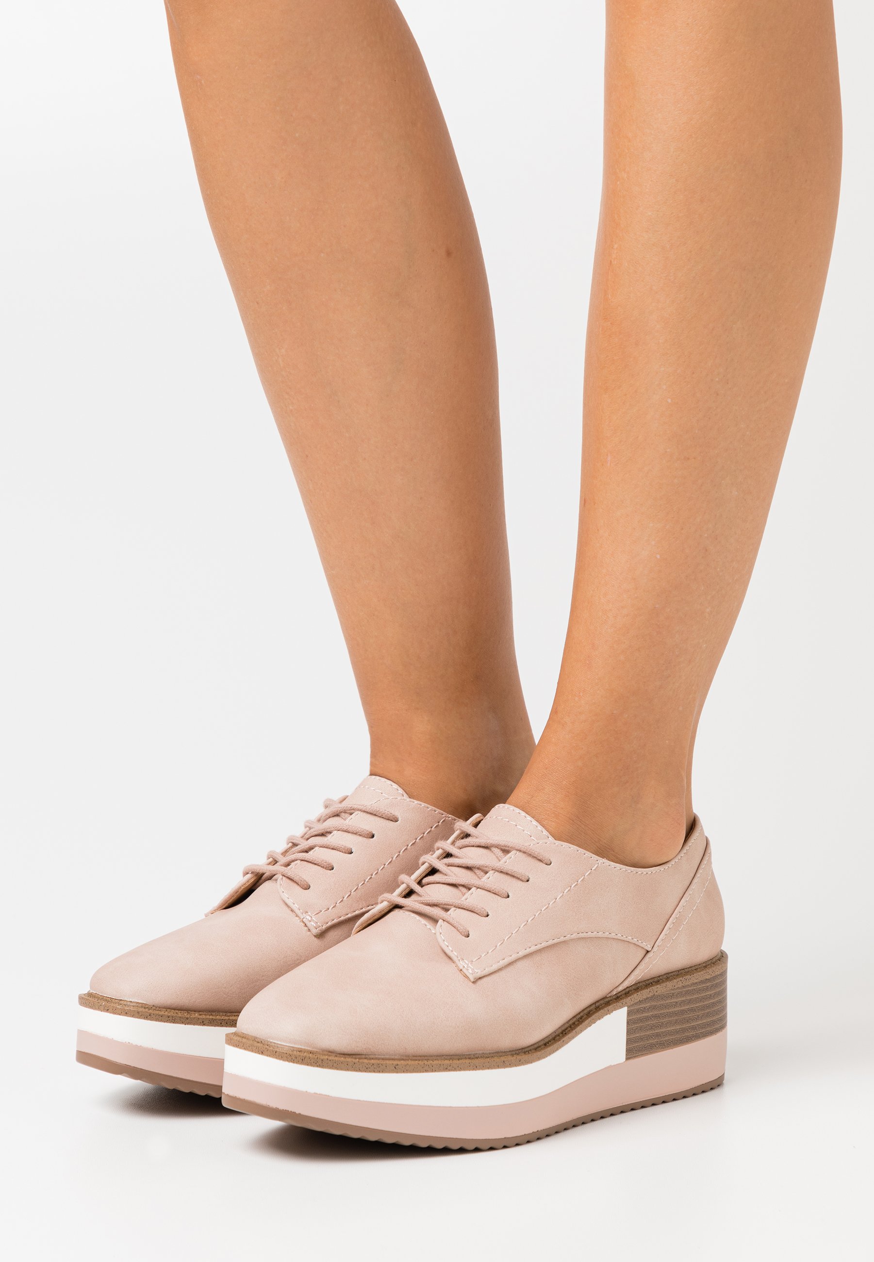 SANSA Snörskor light pink SANSA Snörskor light pink