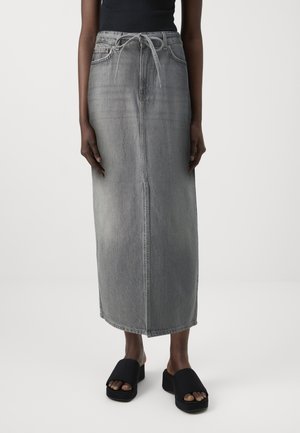 ONLGIANNA BELTED SKIRT - Jeansskjørt - medium grey denim