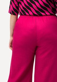 Ulla Popken WIDE ELASTIC WAIST - Short - light heather
