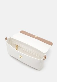 Valentino Bags ALEXIA - Mala de mão - bianc/cuoi