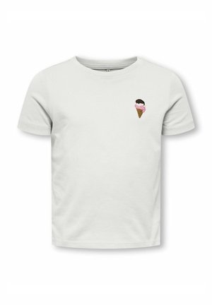 T-shirt bianco a maniche corte con un piccolo cono gelato ricamato, con palline rosa e cioccolato, sul lato sinistro del petto.